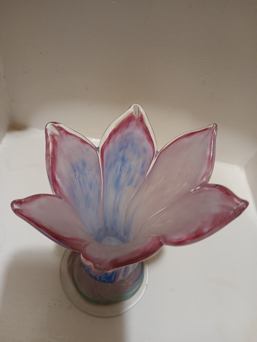 Two's Company Hand-blown Glass Vase - Picture 11 of 12